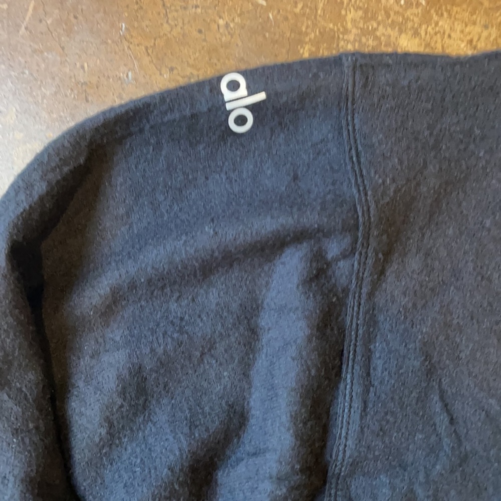 Alo Alolux Soho Crop Henley P3 - Picture 6 of 6